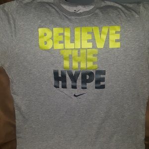 Nike T-shirt size Large